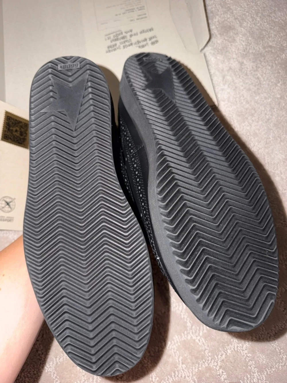 NEW Golden Goose Records Black Out Velcro Leather Sneakers Size 39 = 8.5-9 - Picture 3 of 3